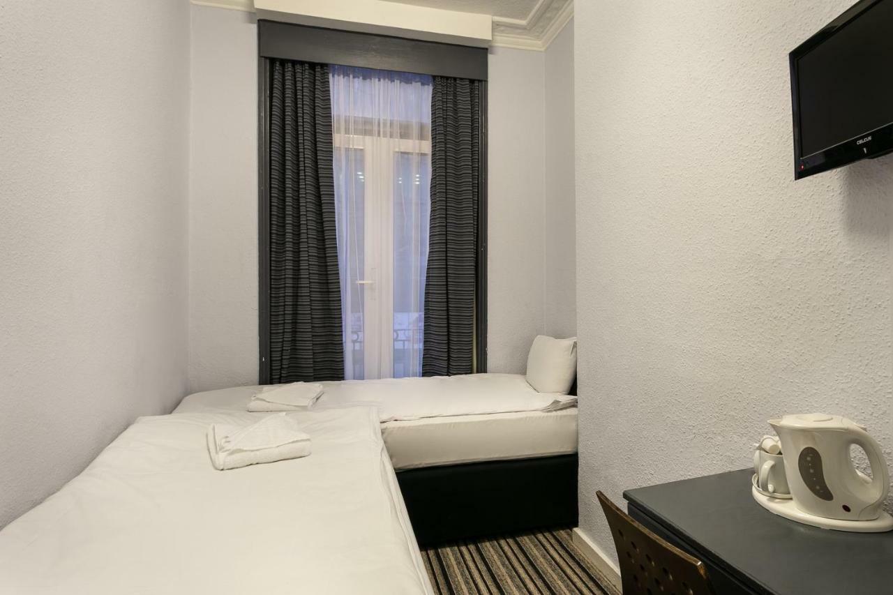 Victoria Station Hotel Londres Extérieur photo
